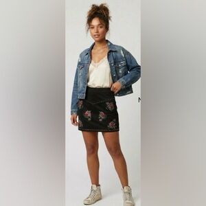 Savanna Jane Floral Embroidery Mini Skirt
